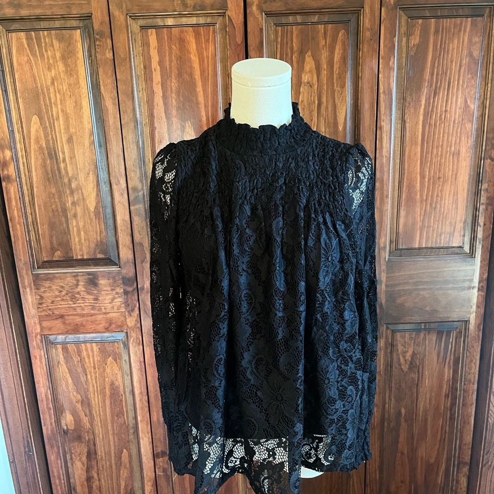 Cable & Gauge Black Lace Blouse